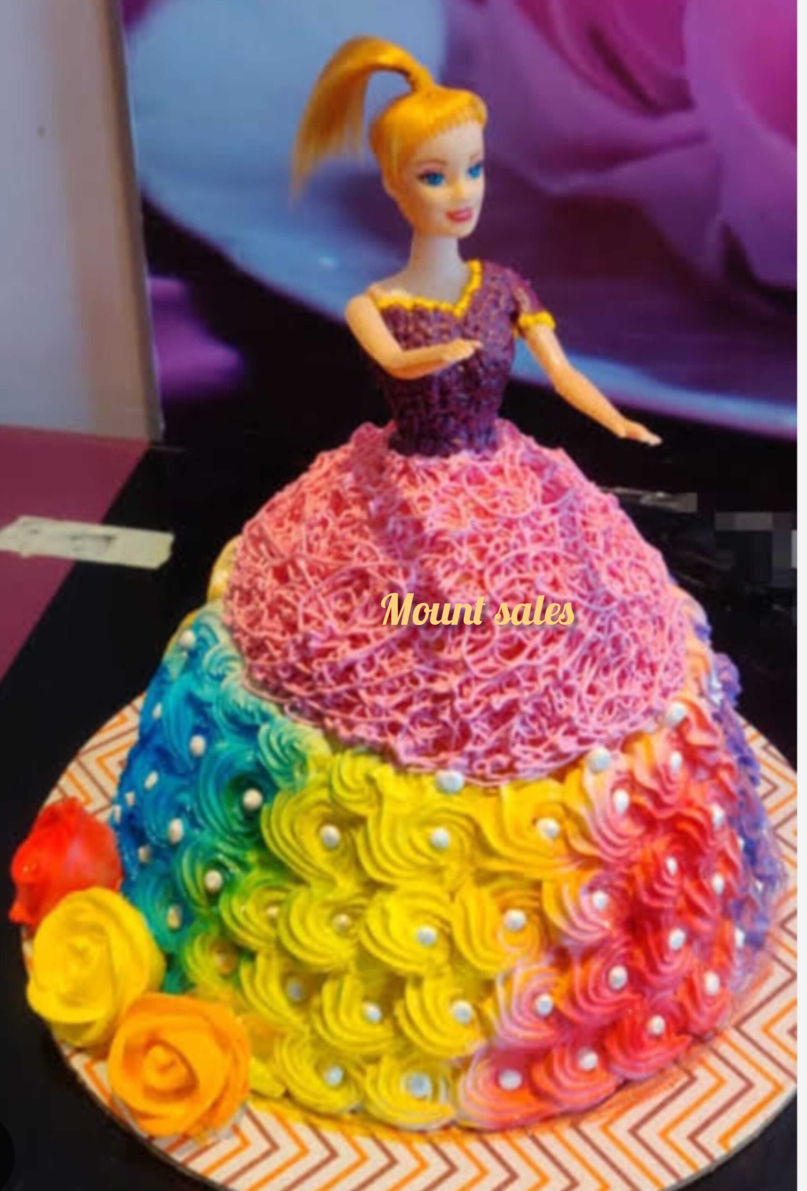 Premium RED N White Velvet Cake